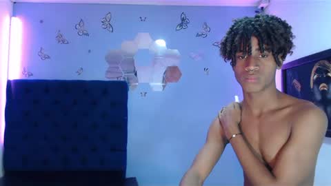 santiago online show from 01/11/25, 04:46