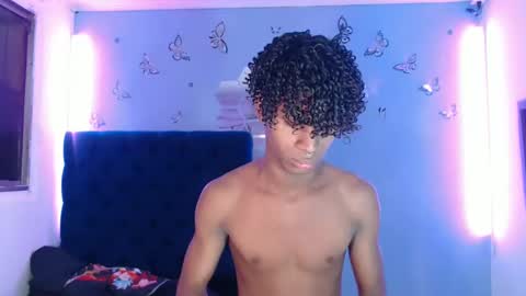 santiago online show from 01/12/25, 02:30