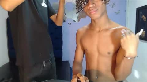 santiago online show from 01/16/25, 01:47