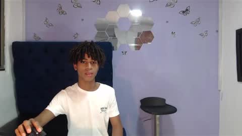 santiago online show from 01/26/25, 01:36