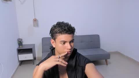 santy_stump online show from 04/09/26, 09:42