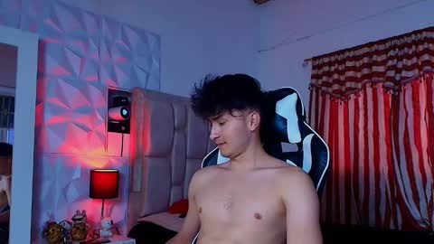 Snapshot of santyago_taylor chatting on 02/12/25, 07:56 Santyago online show from 02/12/25, 07:56