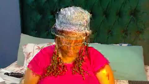 sanuche59670 online show from 06/17/26, 11:49