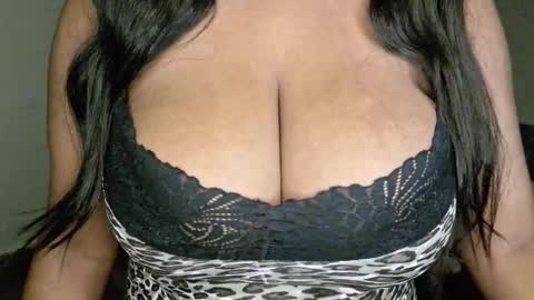 sanvi13 online show from 02/07/26, 11:41