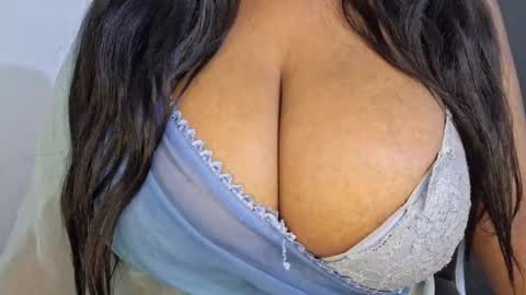 sanvi13 online show from 04/08/26, 12:10