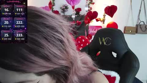 sanyaseraphine0 online show from 02/13/26, 07:43