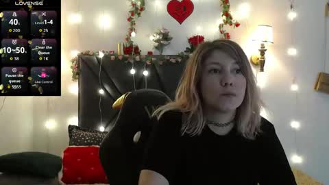 sanyaseraphine0 online show from 05/30/26, 07:55