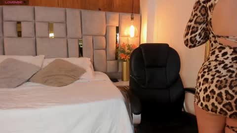 Saori  online show from 02/15/25, 11:50