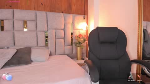 Saori  online show from 10/22/25, 12:05