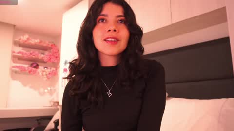 Snapshot of saory10 chatting on 01/26/25, 05:45 S A O R Y 3 online show from 01/26/25, 05:45