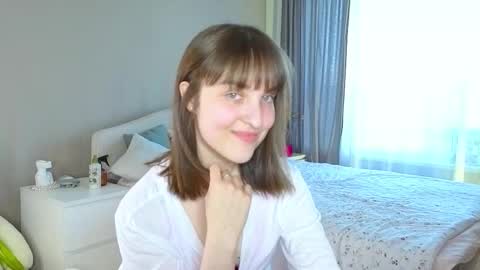 Anny online show from 09/29/25, 02:44