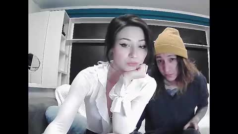 sapphirevelvet online show from 04/13/26, 08:47