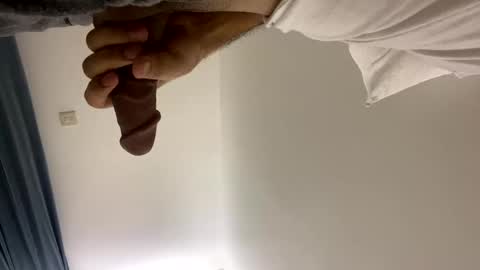 saqib332243 online show from 03/31/26, 12:01