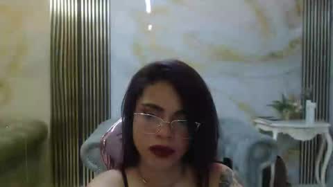 sara1_s online show from 03/25/26, 08:37