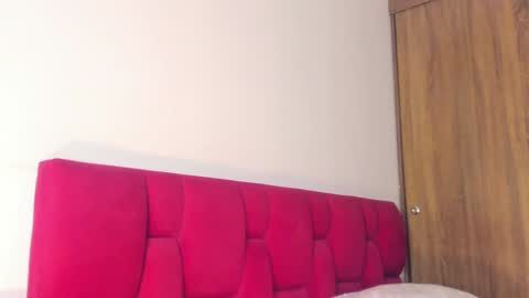 Snapshot of sara_699 chatting on 01/30/25, 03:29 Sara online show from 01/30/25, 03:29