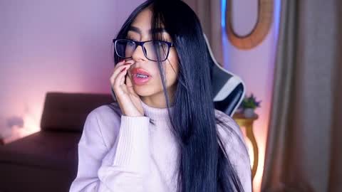 Snapshot of sara_albrecht chatting on 12/20/24, 01:00 Sara online show from 12/20/24, 01:00