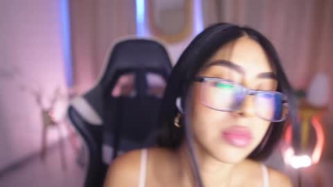 Snapshot of sara_albrecht chatting on 02/04/25, 06:27 Sara online show from 02/04/25, 06:27