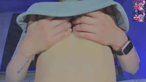 Snapshot of sara_allenx chatting on 02/02/25, 10:39 sara allenx online show from 02/02/25, 10:39