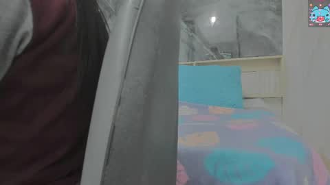 Snapshot of sara_allenx chatting on 02/24/25, 11:32 sara allenx online show from 02/24/25, 11:32