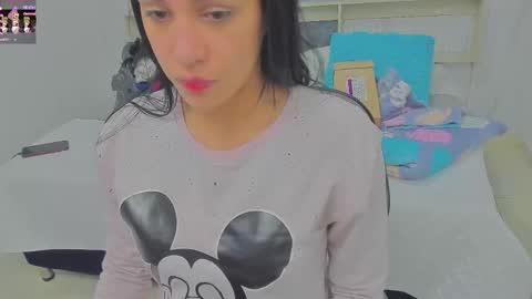 Snapshot of sara_allenx chatting on 02/27/25, 11:31 sara allenx online show from 02/27/25, 11:31