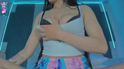 Snapshot of sara_allenx chatting on 03/10/25, 02:48 sara allenx online show from 03/10/25, 02:48