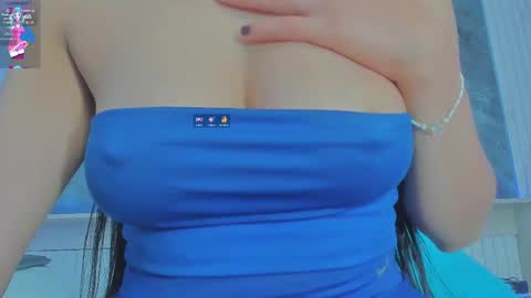 Snapshot of sara_allenx chatting on 03/12/25, 06:11 sara allenx online show from 03/12/25, 06:11