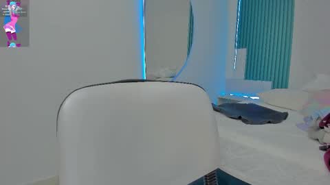 Snapshot of sara_allenx chatting on 09/16/25, 01:45 sara allenx online show from 09/16/25, 01:45