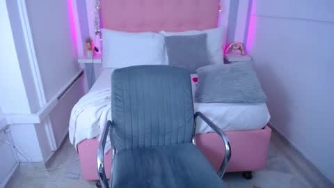 Sara... online show from 03/05/25, 03:08