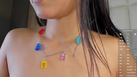 Snapshot of sara_castro24 chatting on 02/27/25, 08:17 Sara online show from 02/27/25, 08:17