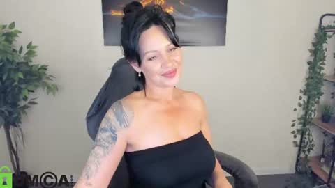 Sara online show from 07/10/26, 07:56