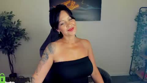 Sara online show from 07/21/26, 09:33