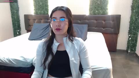 Sara online show from 03/31/26, 11:54