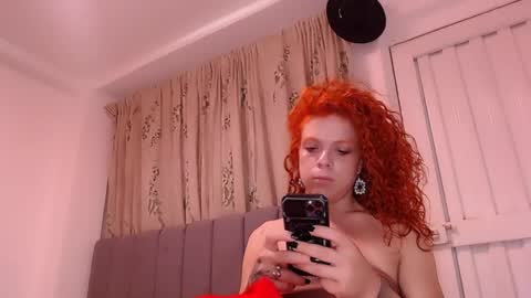 sara_johnson__ online show from 04/11/26, 09:57