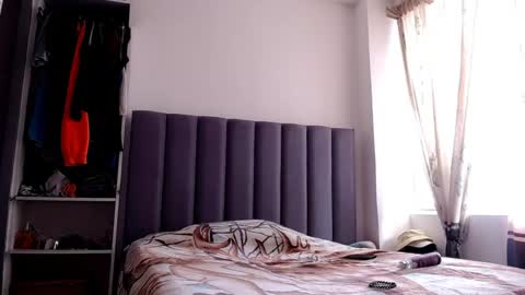 sara_johnson__ online show from 05/30/26, 08:50