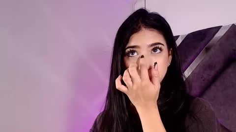 sara_lopee1 online show from 09/29/25, 11:59