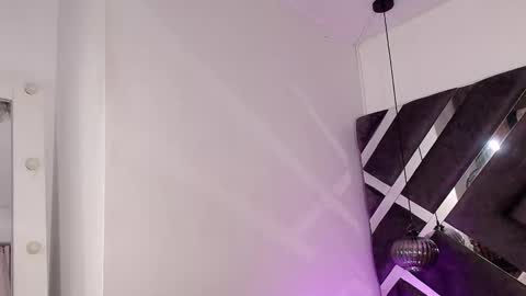 sara_lopee1 online show from 10/20/25, 11:54