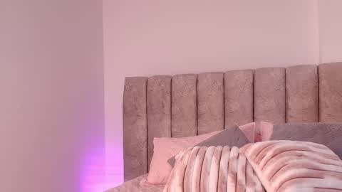 sara_lopee1 online show from 11/06/25, 11:55