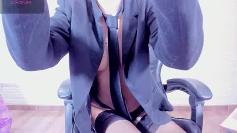 Snapshot of sara_love_1 chatting on 02/17/26, 03:25 Sara Love online show from 02/17/26, 03:25