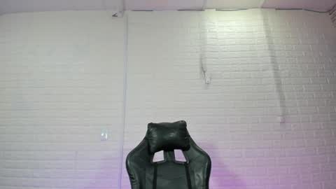 Sara Love online show from 04/12/26, 03:33