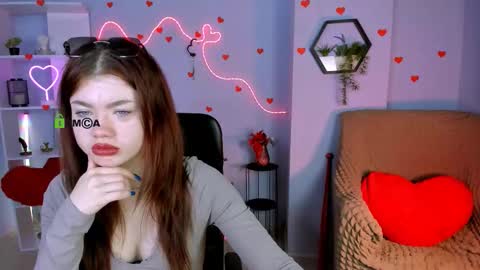 Sara online show from 03/28/26, 10:04