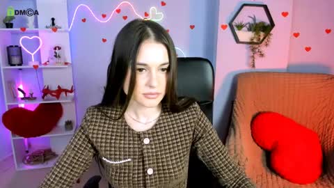 Sara online show from 04/10/26, 12:21