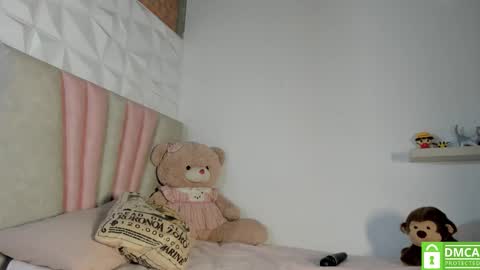 Sara  online show from 03/09/26, 07:40