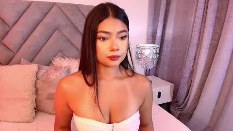 sara_owens7 online show from 03/23/26, 01:09