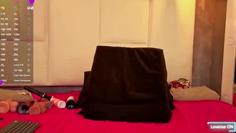 Sara online show from 03/11/26, 06:47