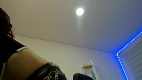 sara_red_x online show from 03/31/26, 03:30
