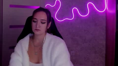 Sara online show from 10/02/25, 06:59