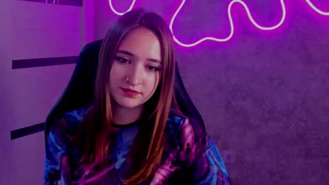 Sara online show from 10/03/25, 08:28