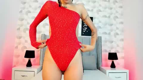 SARA SANTACRUZ online show from 02/24/26, 12:14