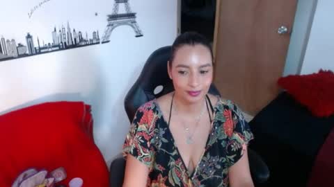 SARA online show from 06/19/26, 06:12