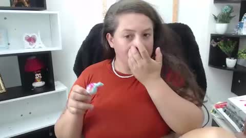 sara_thonson_ online show from 03/12/25, 09:12